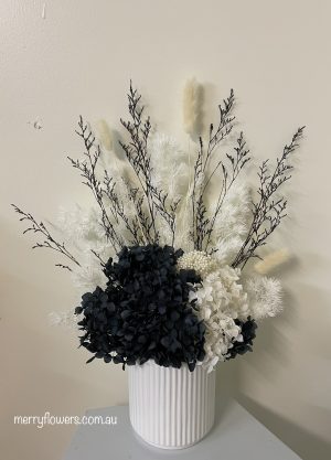 black and ivory dried flowers