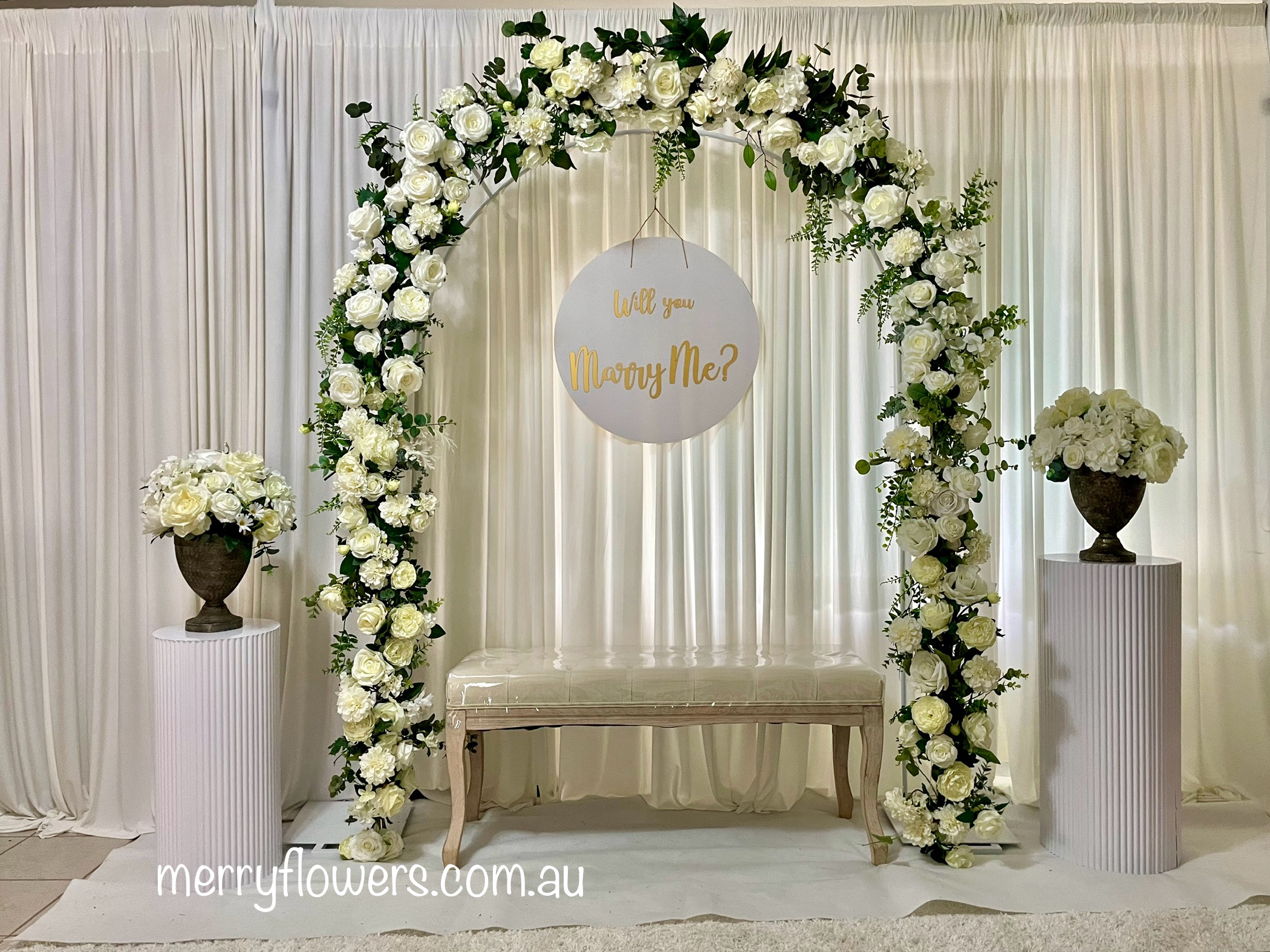 A21 -Full Flowers Arch set up